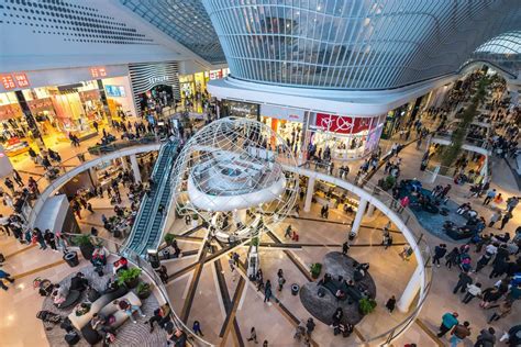 chadstone shopping centre opening times.